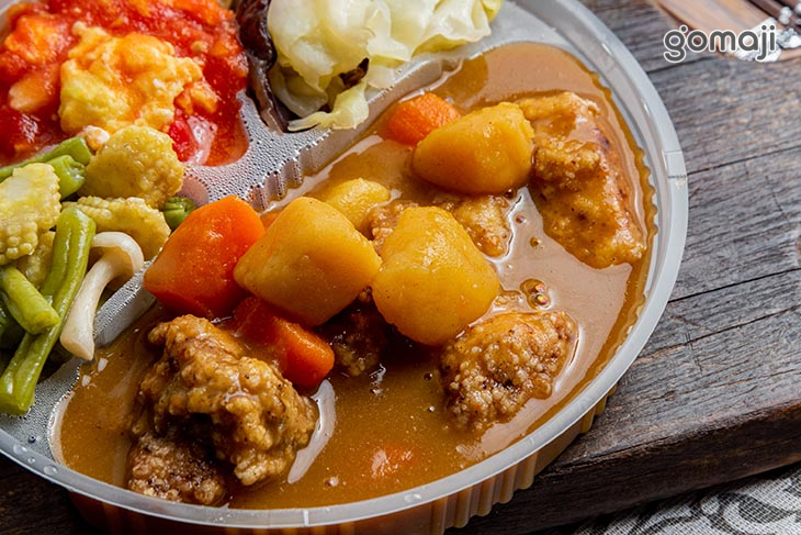 咖哩炸雞飯