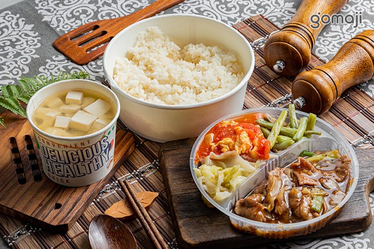 蔥爆蠔油豬肉飯