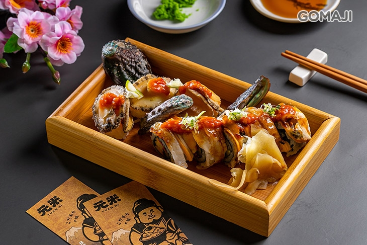 綺麗海鮮壽司捲五圈 + 佐鮑魚壽司三貫