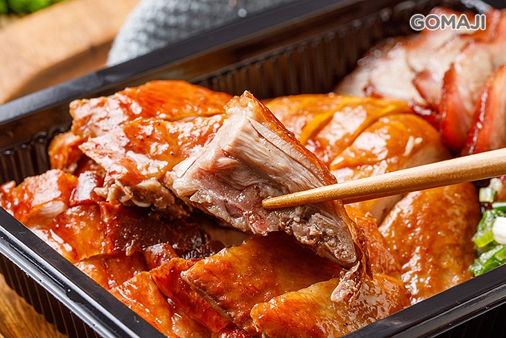 三寶拼盤一份(燒鴨+叉燒+油雞)