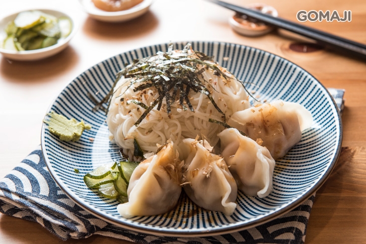 招牌京都沾麵一份 + 綜合水餃四顆
