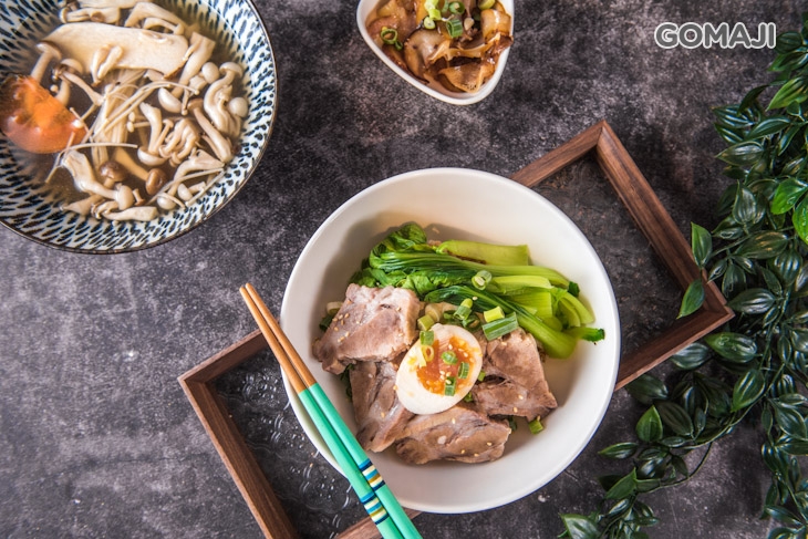 鳶尾火蔥原肉拌飯-豬