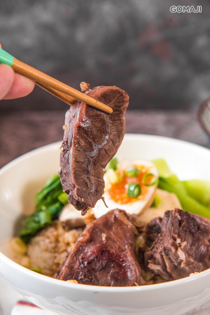 鳶尾火蔥原肉拌飯-牛
