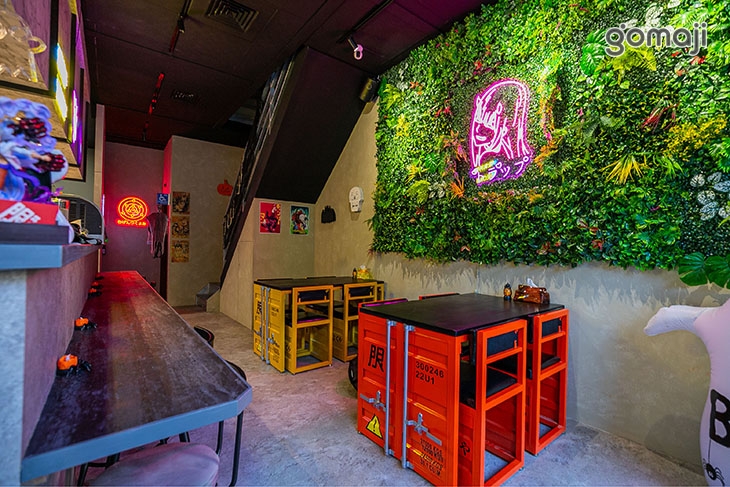 限丼居食屋NEON BAR