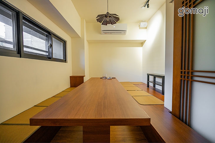 限丼居食屋NEON BAR