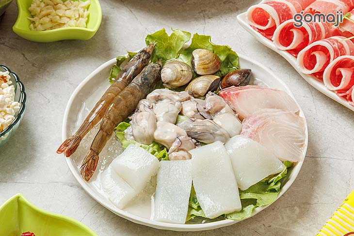 海陸鍋(魚+蝦+蚵+透抽，肉品：牛)