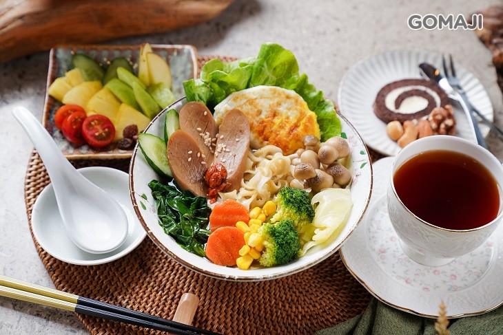 麻油養生紅藜麵 