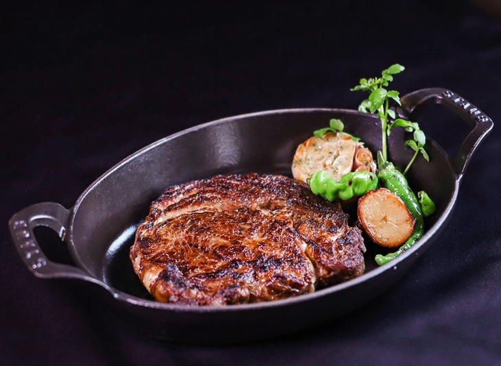 安格斯肋眼牛排40oz平日午/晚間四人套餐券