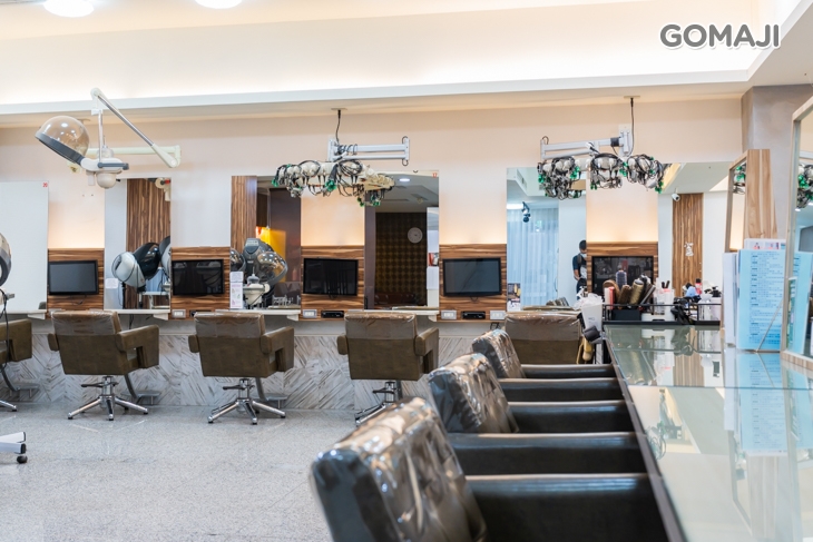AT3 Hair Salon