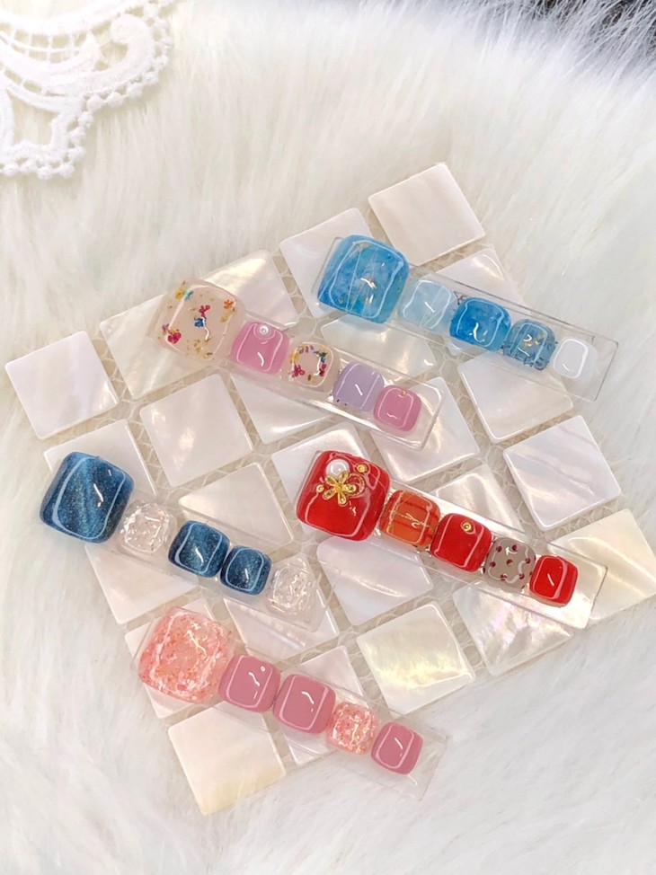 設計款手部凝膠美甲