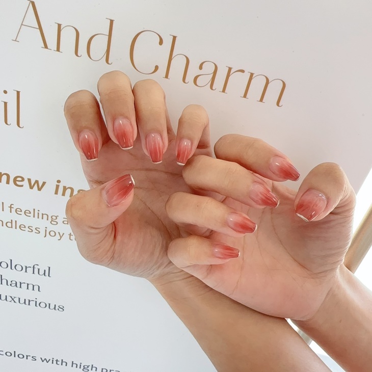 設計款手部凝膠美甲