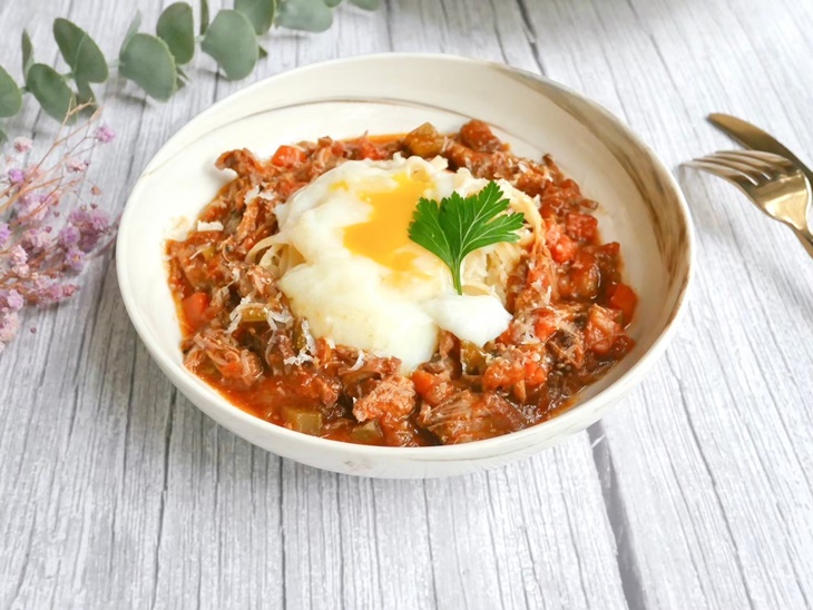 波隆那手撕豬肉茄醬・63度温泉玉子・義大利麵