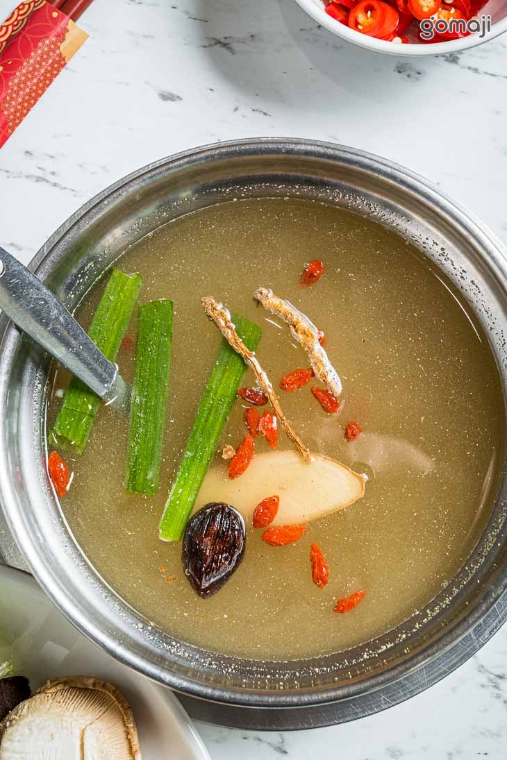 燉補雞湯鍋