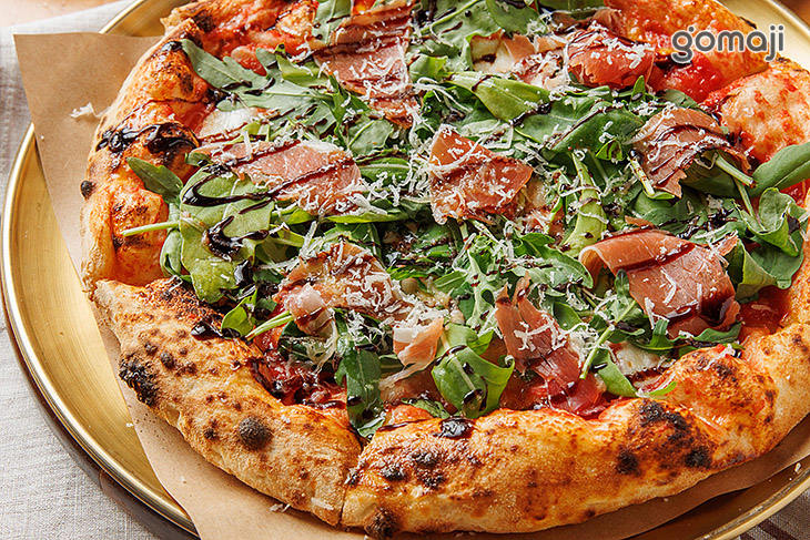 生火腿與芝麻葉