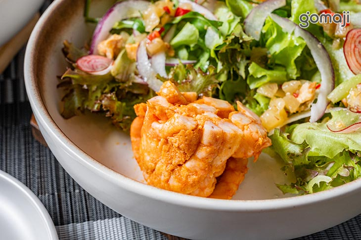 紅咖哩鮮蝦沙拉