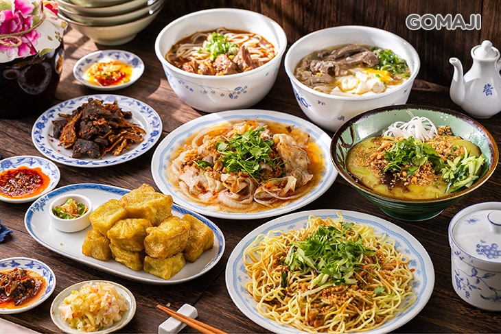 嘴角沾糖的女人雲南料理