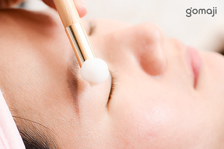 眼周真睫毛清潔