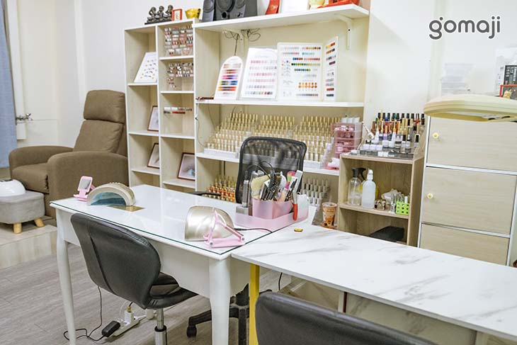 小愛美甲工作室