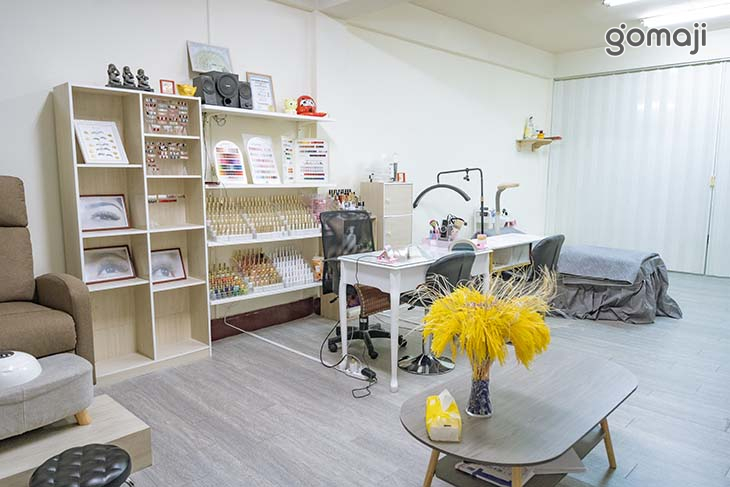 小愛美甲工作室