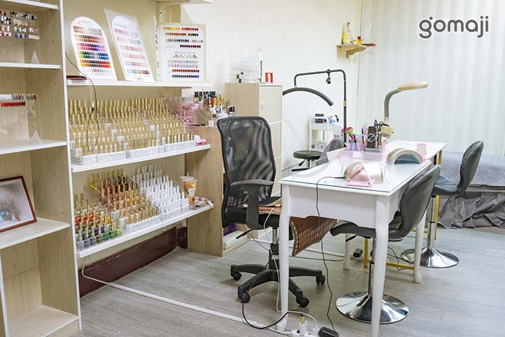 小愛美甲工作室