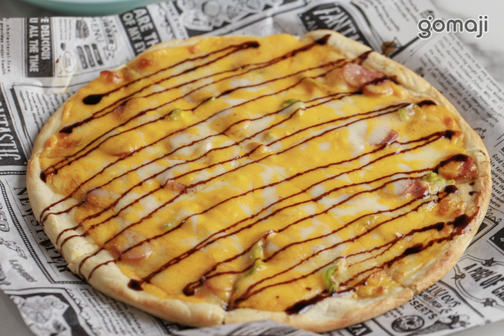 德腸口味pizza