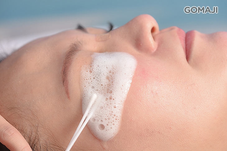 眼周及真睫清潔