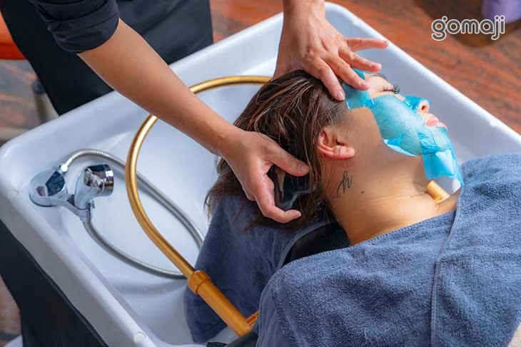 草本精油頭部經絡刮排減壓