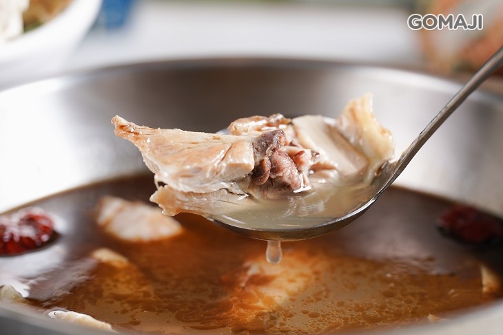 麻油雞湯+雞肉