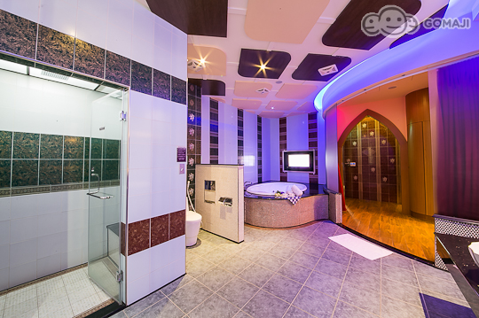 尊爵汽車雙人房