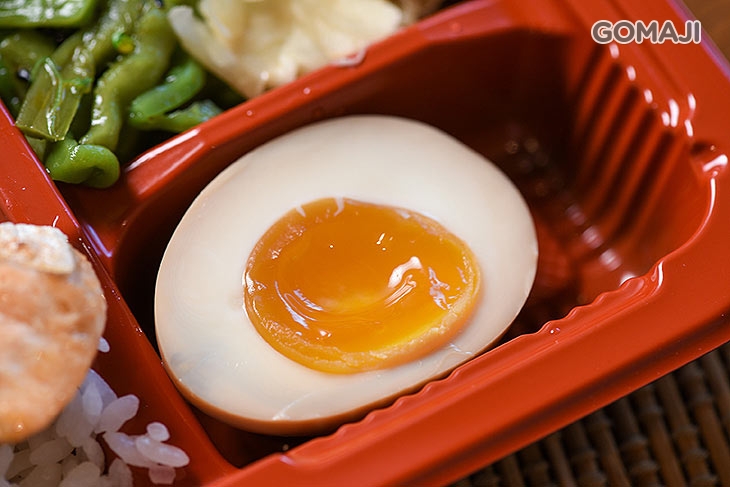 鹽烤鮭魚便當