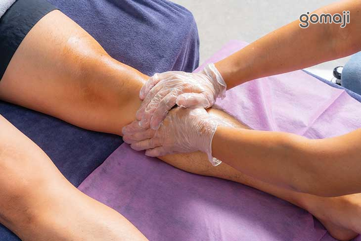 小腿肌肉放鬆按摩