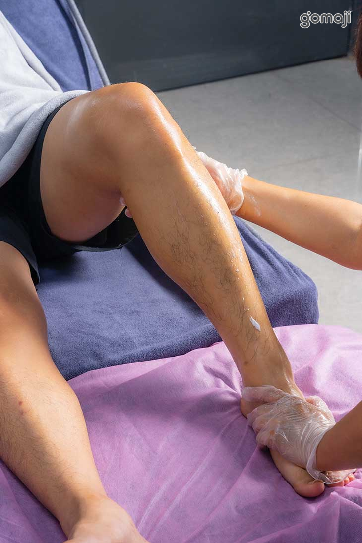 小腿肌肉放鬆按摩