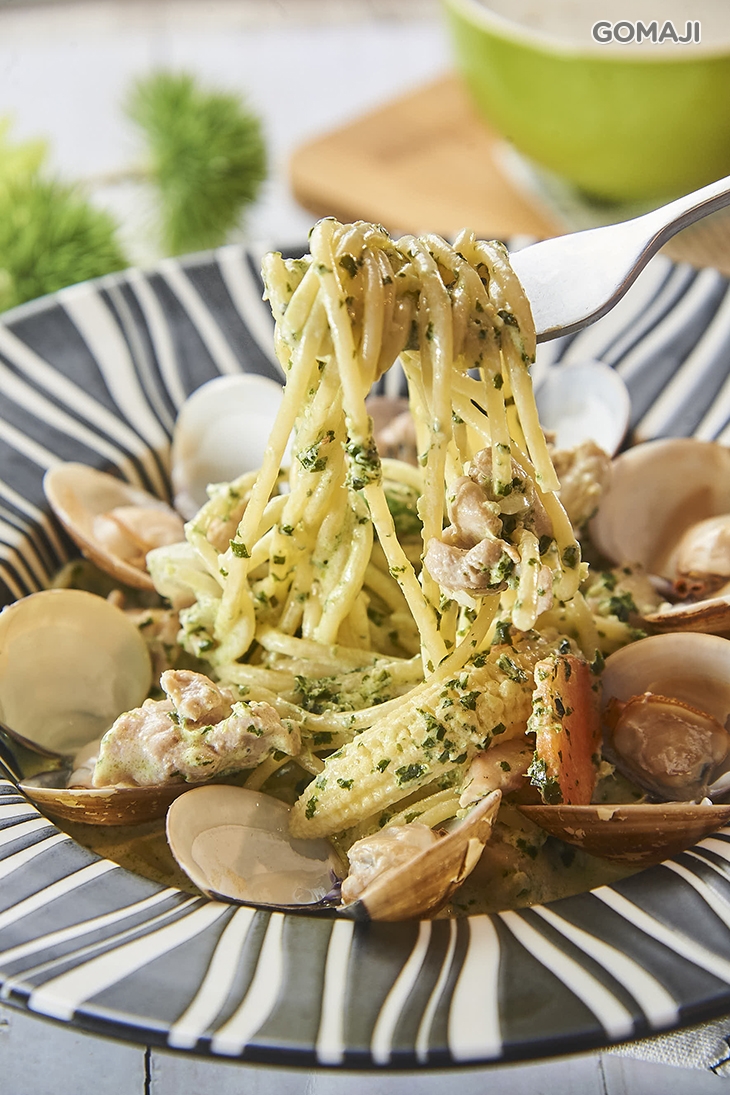 蛤蠣嫩雞奶油青醬麵(奶油青醬)