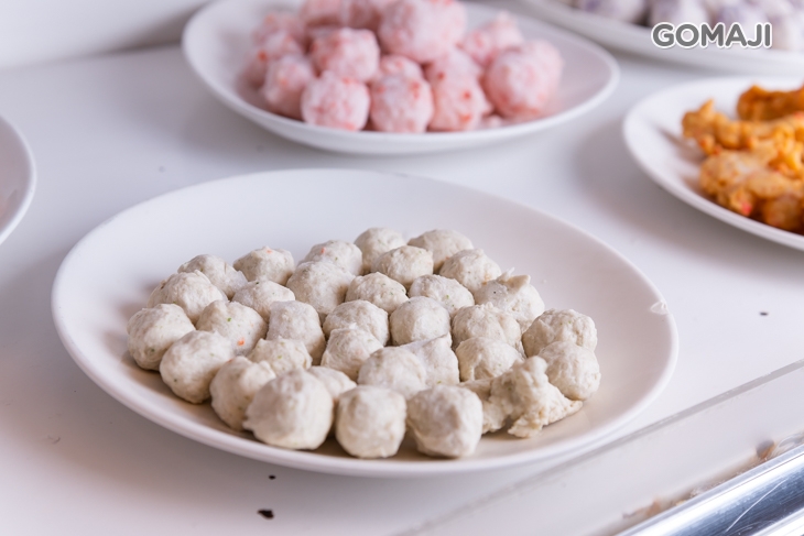 火鍋料吧、蔬菜、冰淇淋吧