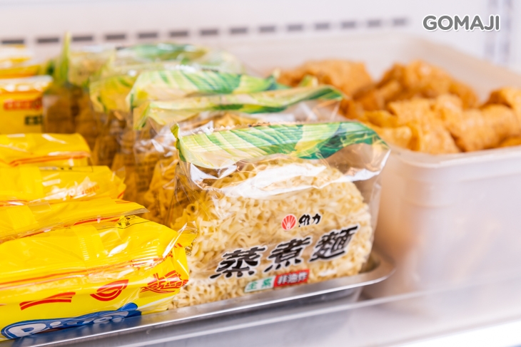 火鍋料吧、蔬菜、冰淇淋吧