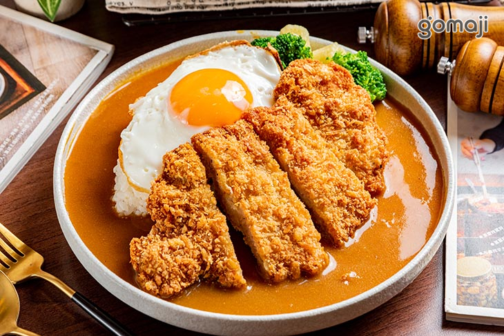 黃金豬排咖哩飯