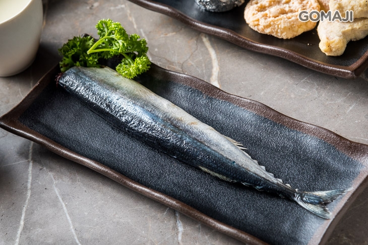 HOME烤秋刀魚 