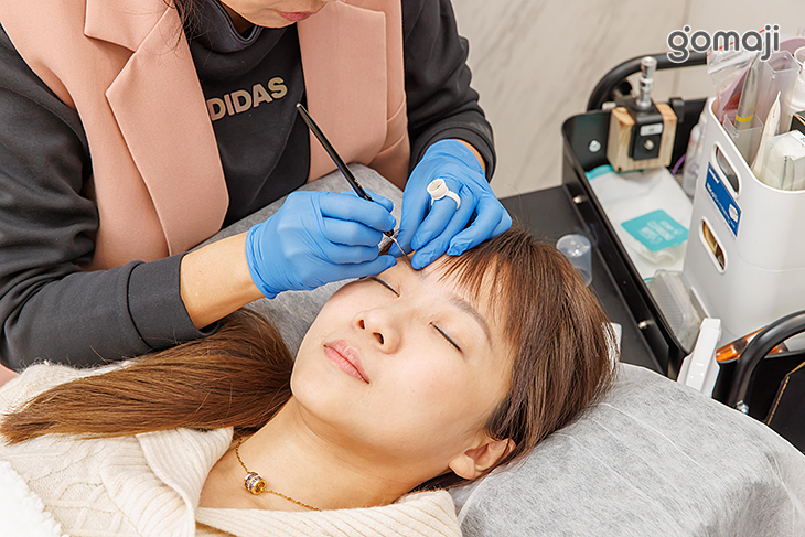 仿真線條眉紋綉操作