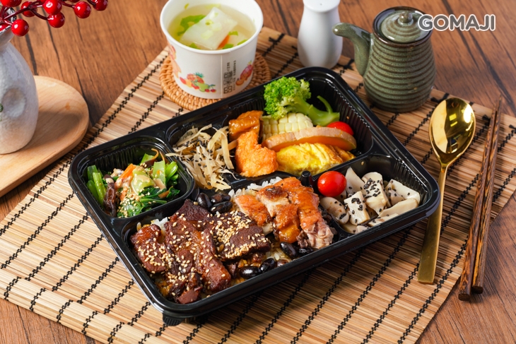 鴨肉拼叉燒+蘿蔔湯