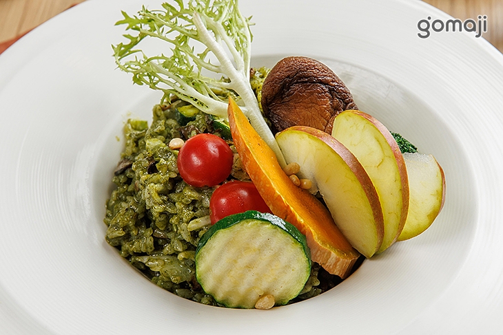 蘿勒松子野菇燉飯