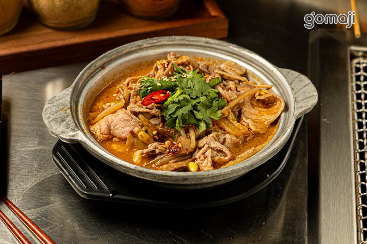 A.學員單人吃到飽+飲料暢飲