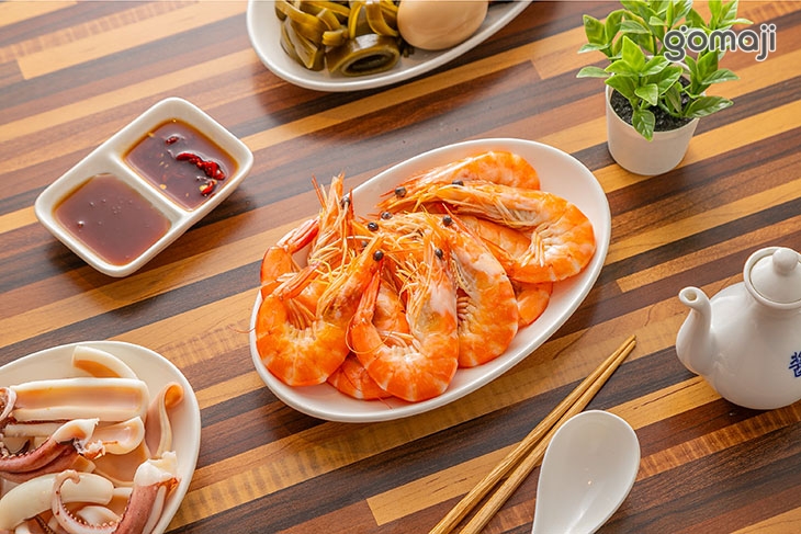 九隻白蝦海鮮麵