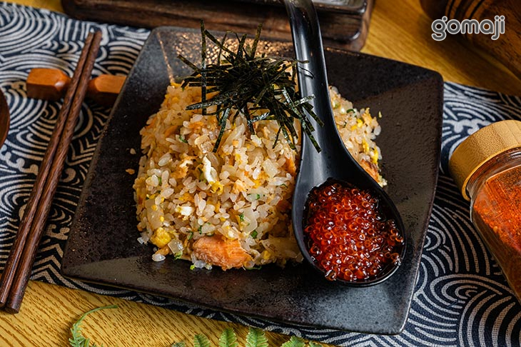 鮭魚炒飯