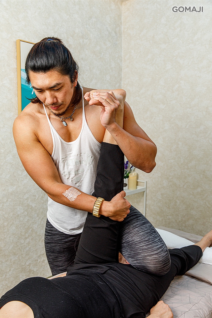 全腿部放鬆(股四頭肌、股二頭肌、髂脛束、小腿及足弓) 