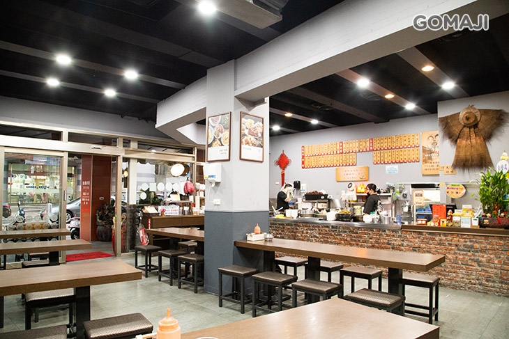 小阿姨腳庫飯(西屯店)