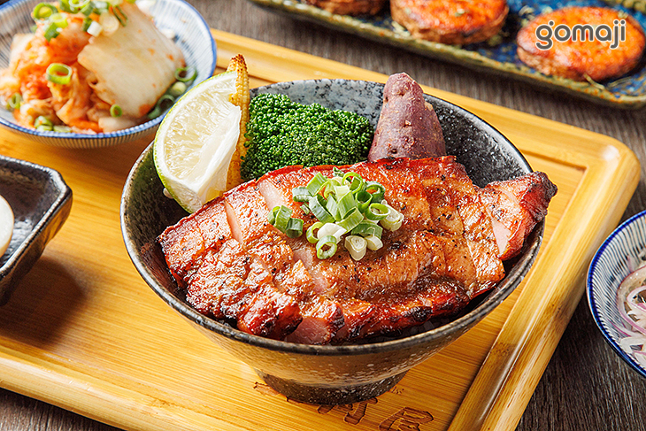 火烤山豬肉丼 