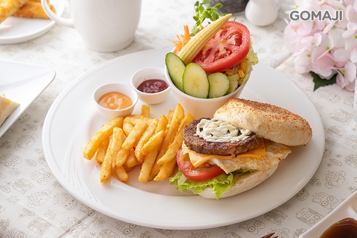 超厚牛肉起司堡套餐