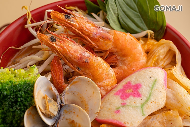 椰香海鮮酸辣湯河粉