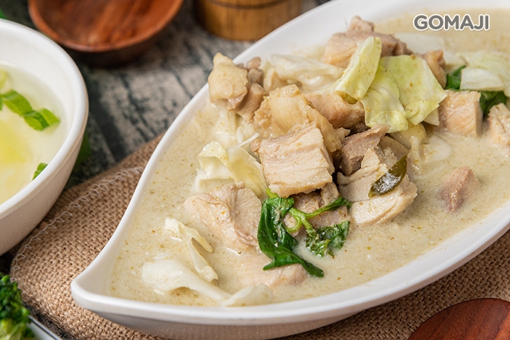  辛香綠咖哩豬肉餐