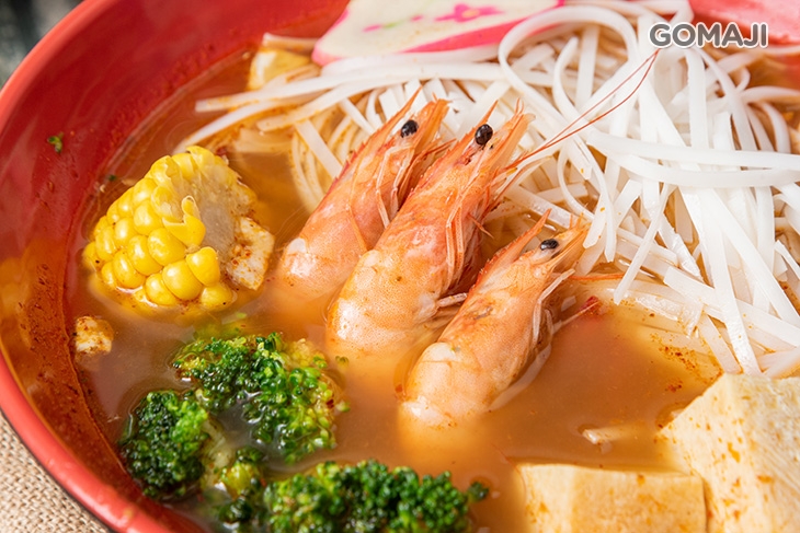 椰香海鮮湯河粉 